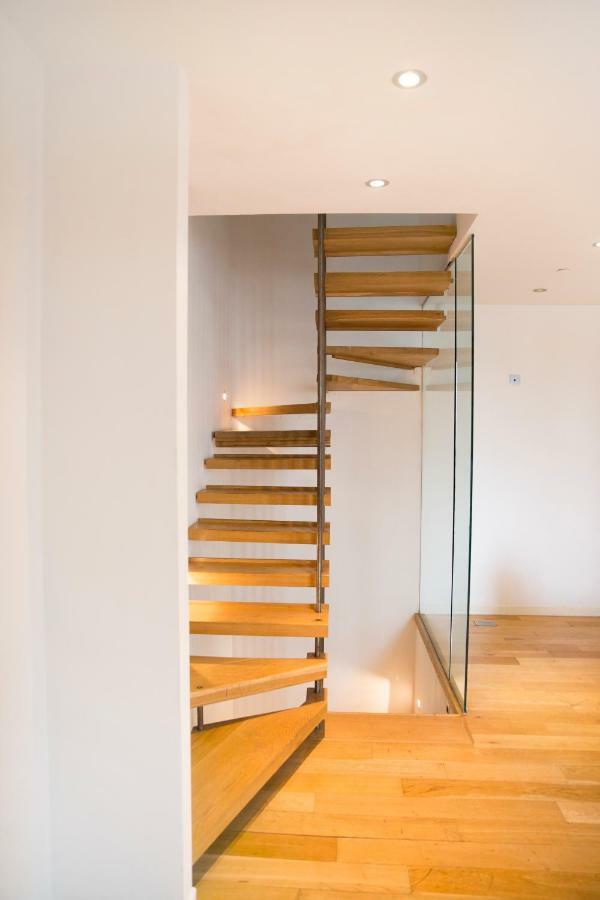 Casa vacanze The Holborn Lights - Modern 3bdr With Rooftop Terrace & Garage Londra